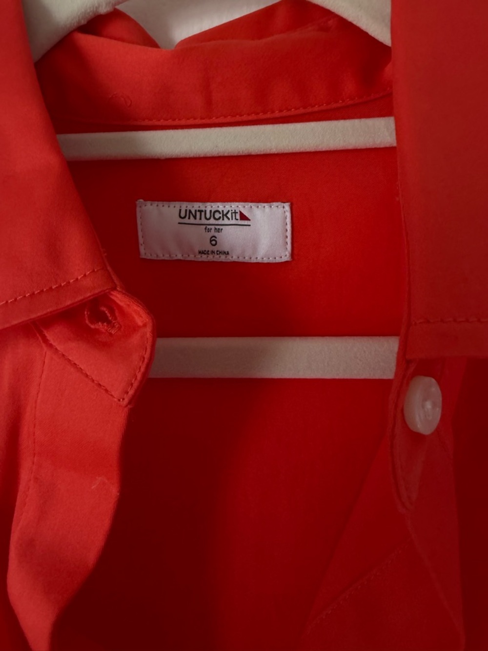 UNTUCKit - Picture 3 of 3
